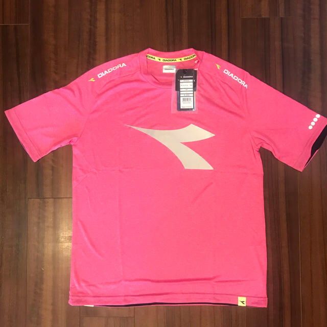 DIADORA(ディアドラ)のboasorte様専用☆新品☆DIADORA メンズプラクティスシャツ メンズのトップス(Tシャツ/カットソー(半袖/袖なし))の商品写真