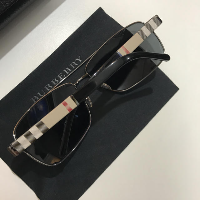 BURBERRY(バーバリー)の極美品！ ☆BURBERRY☆ バーバリー サングラス メンズのファッション小物(サングラス/メガネ)の商品写真