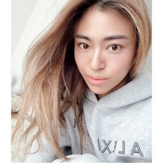 ALIXIASTAM 中山美智子さん着用♡パーカー