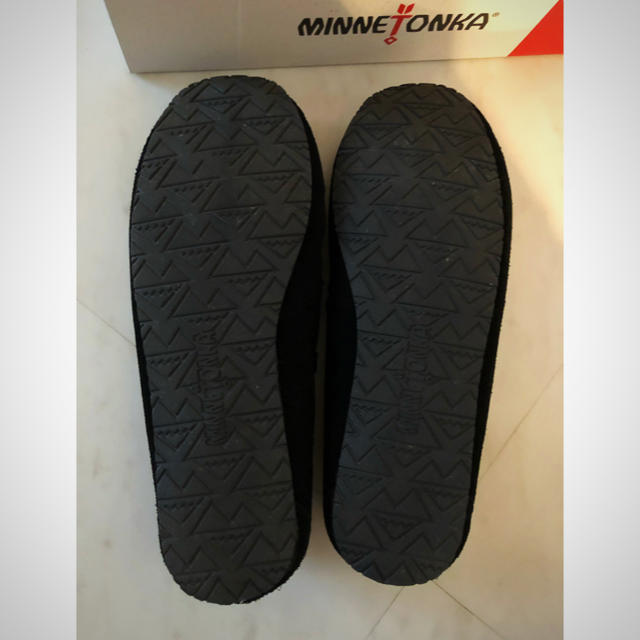 Minnetonka(ミネトンカ)の♡ミネトンカ モカシン ブラック25センチ♡ レディースの靴/シューズ(スリッポン/モカシン)の商品写真