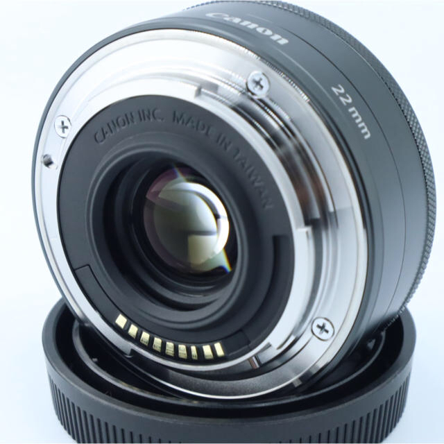高品質格安 Canon - 新品同様 ️Canon ️単焦点 EF M 22mm EOS Kiss Mの通販 by R｜キヤノンならラクマ 新品正規店