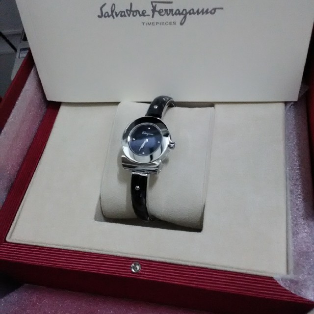 クオーツ Salvatore 腕時計 ガンチーニ ブラックの通販 by LAZY CIRCLE｜サルヴァトーレフェラガモならラクマ