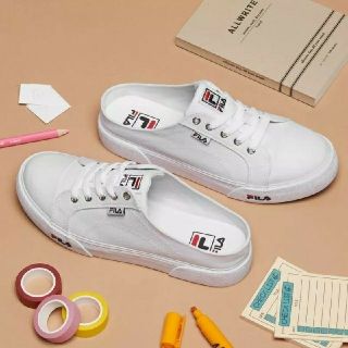 フィラ(FILA)の【新品未使用】FILA スニーカー スリッポン 23.0cm ホワイト 白 韓国(スリッポン/モカシン)