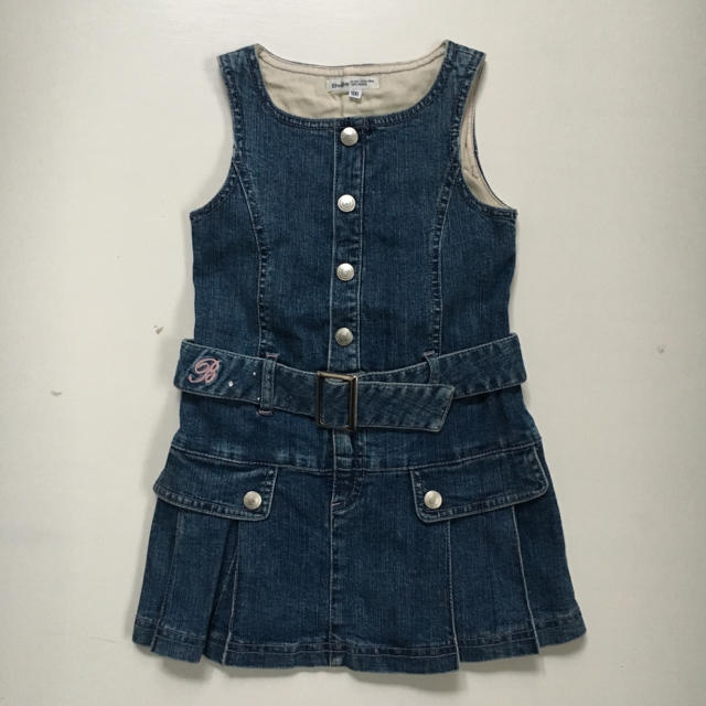 BeBe(ベベ)の【美品】べべ デニム ワンピース ジャンパースカート キッズ/ベビー/マタニティのキッズ服女の子用(90cm~)(ワンピース)の商品写真