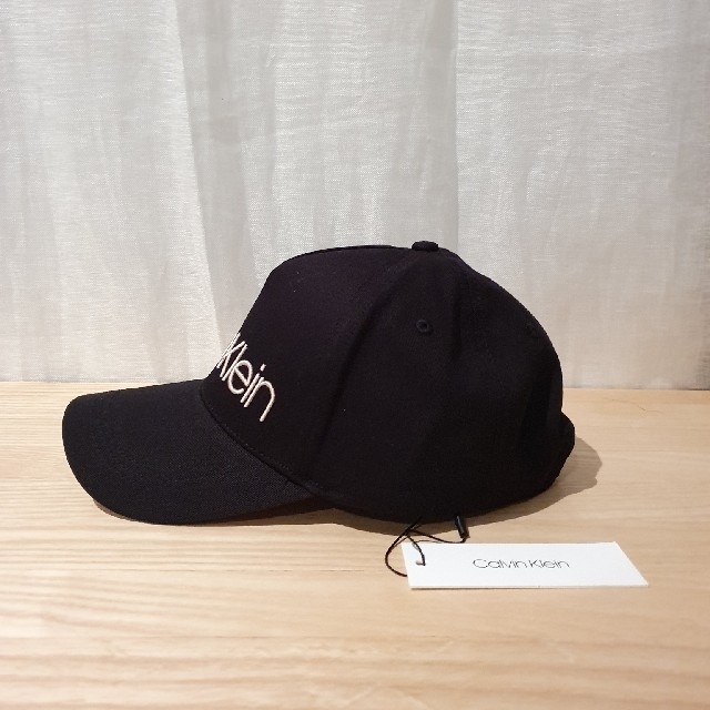 Calvin Klein(カルバンクライン)のカルバンクライン　Calvin Klein　キャップ　帽子　黒　ロゴ　オシャレ レディースの帽子(キャップ)の商品写真
