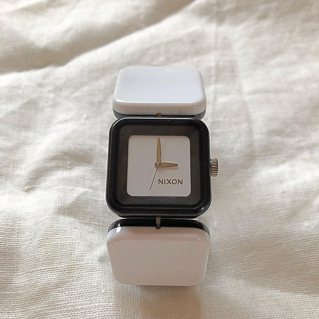 NIXON(ニクソン)のNIXON ニクソン 腕時計 ツートンカラー レディースのファッション小物(腕時計)の商品写真