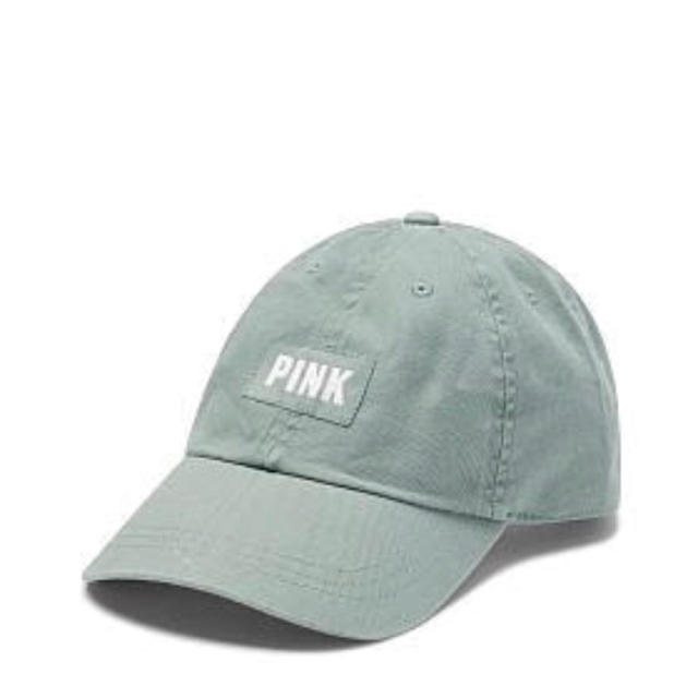 Victoria's Secret(ヴィクトリアズシークレット)のヴィクシー ＶＳ Pink ベースボールキャップ 帽子 グリーン レディースの帽子(キャップ)の商品写真
