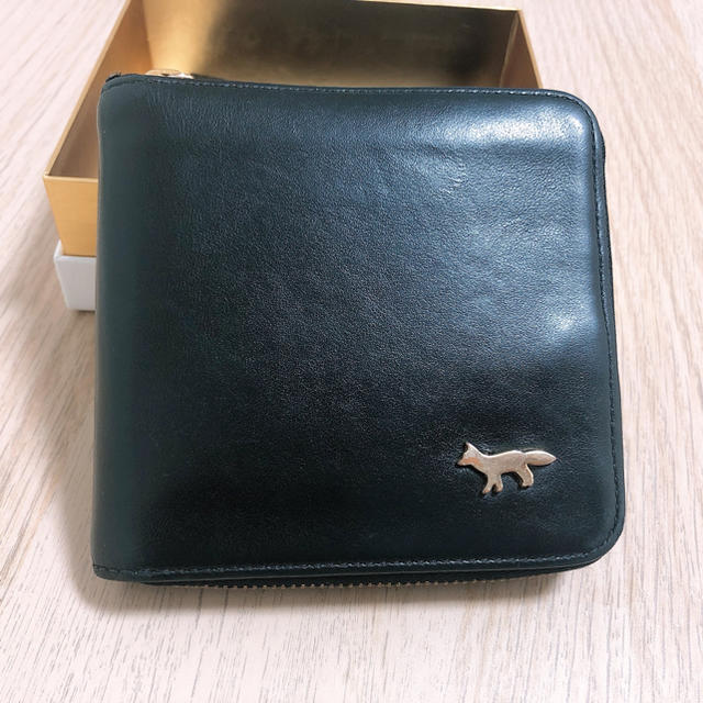 【高品質】 MAISON KITSUNE' - メゾンキツネ 二つ折り財布 箱あり 折り財布