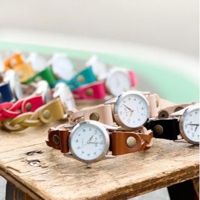 ▲EDGE カラー豊富な12色「エッジニット 腕時計」オンオフOK