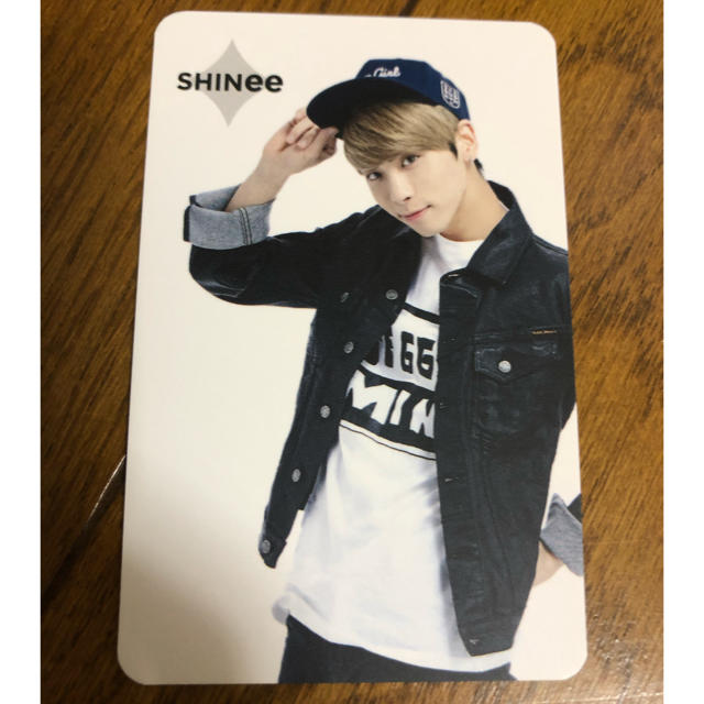 SHINee(シャイニー)のSUM LIMITED EDITION カード SHINee ジョンヒョン エンタメ/ホビーのCD(K-POP/アジア)の商品写真