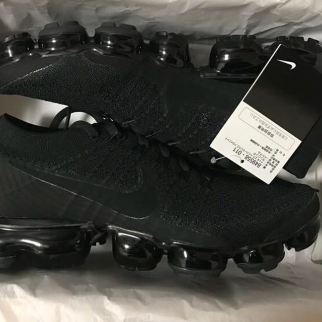 triple noir vapormax