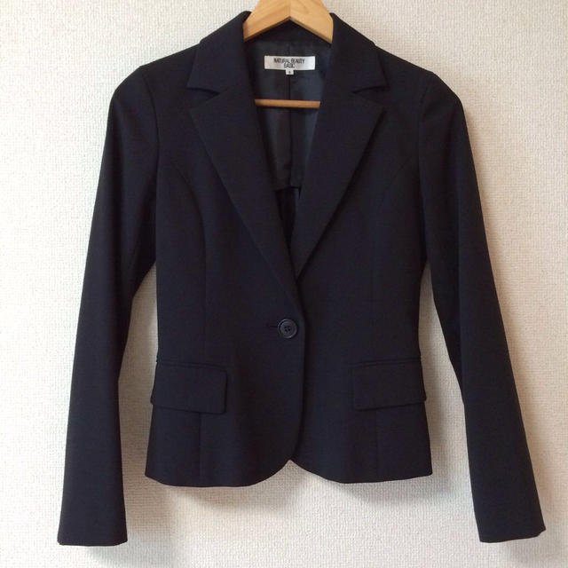 NATURAL BEAUTY BASIC(ナチュラルビューティーベーシック)のリクルートスーツ上下セット レディースのフォーマル/ドレス(スーツ)の商品写真