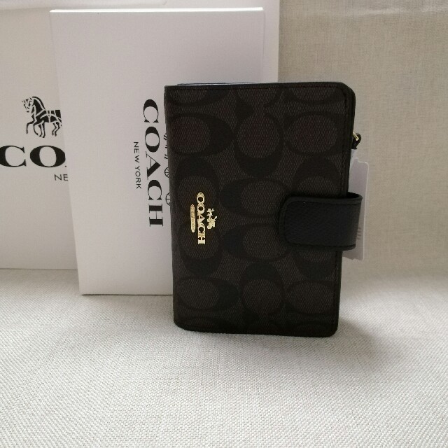 COACH - 新品！コーチ 折り財布 F53562 コーラルの通販 by マサト's shop｜コーチならラクマ