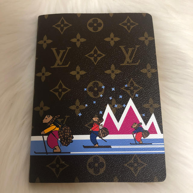 LOUIS VUITTON(ルイヴィトン)のじゅん様　未使用！Louis Vuitton ノート インテリア/住まい/日用品の文房具(ノート/メモ帳/ふせん)の商品写真