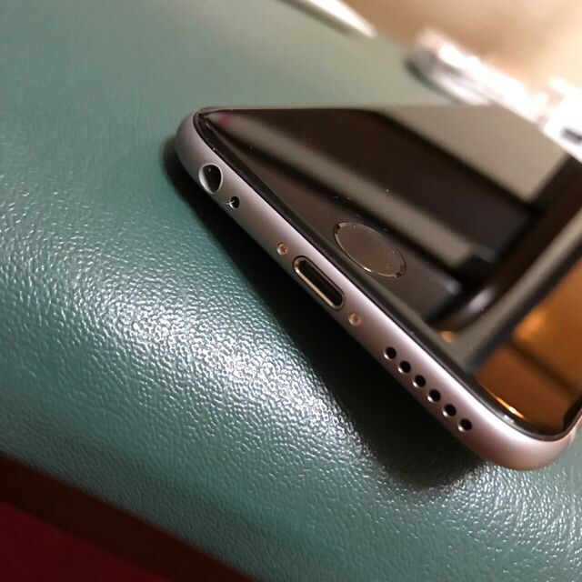 Apple 128GBスペースグレーの通販 by Rame｜アップルならラクマ - iPhone6s 最新品通販