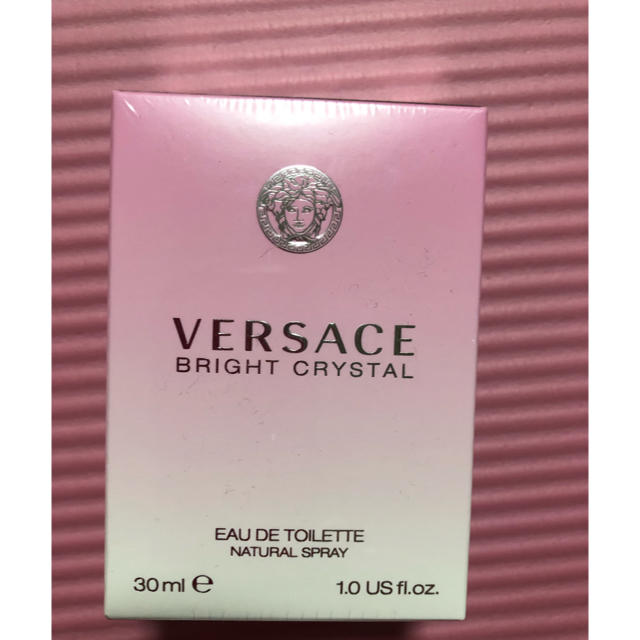 Gianni Versace(ジャンニヴェルサーチ)のヴェルサーチ  ブライトクリスタル  30mL コスメ/美容の香水(香水(女性用))の商品写真