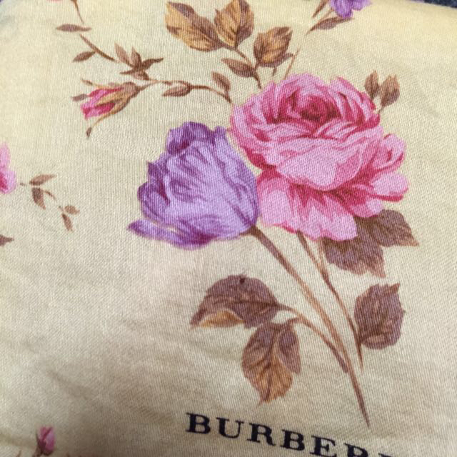 BURBERRY(バーバリー)のバーバリーのハンカチ レディースのファッション小物(ハンカチ)の商品写真