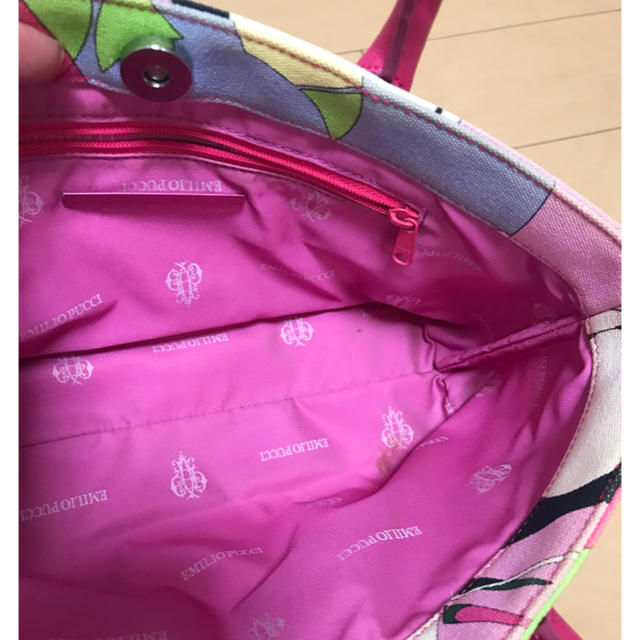 EMILIO PUCCI(エミリオプッチ)のエミリオプッチ トートバッグ ピンク 中古 レディースのバッグ(トートバッグ)の商品写真