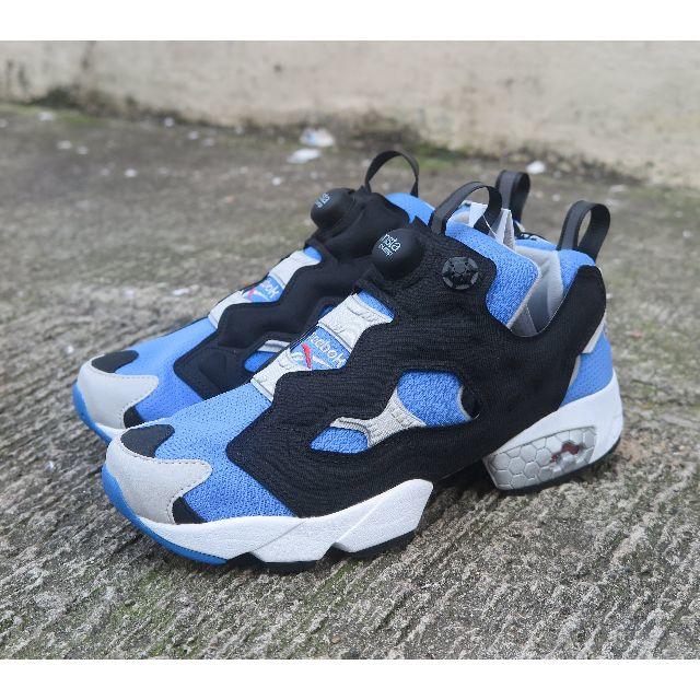 Reebok(リーボック)のREEBOK INSTAPUMP FURY OG ポンプフューリー 青 28.5 メンズの靴/シューズ(スニーカー)の商品写真