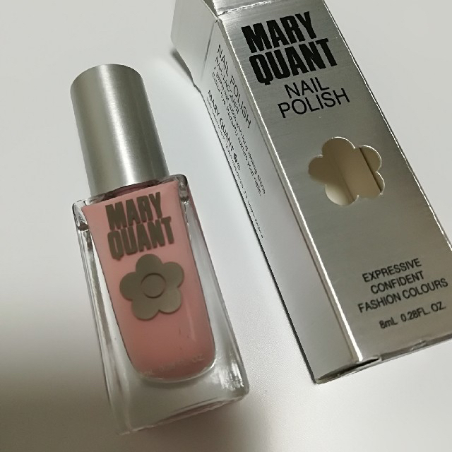 MARY QUANT(マリークワント)のMARY QUANT　限定色　ネイル　マニキュア　マリークワント コスメ/美容のネイル(マニキュア)の商品写真