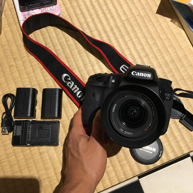 Canon EOS KISS X7 Wズームキット　値段交渉あり