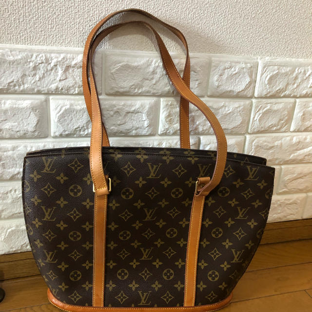 LOUIS VUITTON バビロン