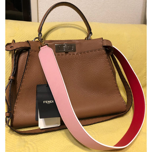 FENDI♡ストラップユー★フェンディ★新品未使用【ラクマ最安値】