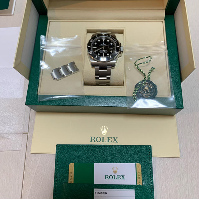 ROLEX(ロレックス)のロレックス サブマリーナデイト 116610LN  未使用品 イシダオジオ様専用 メンズの時計(腕時計(アナログ))の商品写真