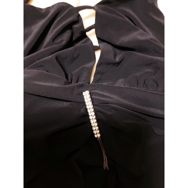 胸元セクシー　ブラック　ホルダーネック　ドレス　サイズフリー レディースのフォーマル/ドレス(ミニドレス)の商品写真