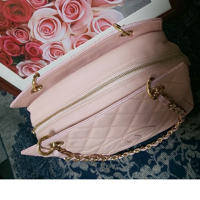 CHANEL(シャネル)の【正規品】美品♡シャネル ピンクカラーが可愛い チェーンショルダーバッグ レディースのバッグ(ショルダーバッグ)の商品写真