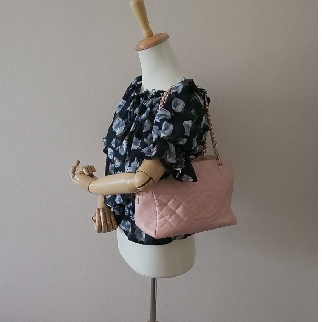 CHANEL(シャネル)の【正規品】美品♡シャネル ピンクカラーが可愛い チェーンショルダーバッグ レディースのバッグ(ショルダーバッグ)の商品写真