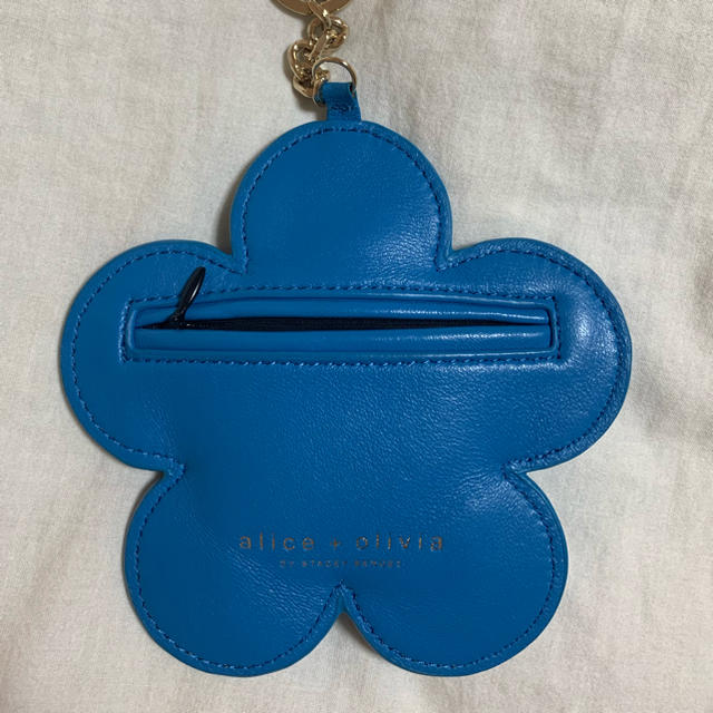 Alice+Olivia(アリスアンドオリビア)のキーホルダー レディースのファッション小物(キーホルダー)の商品写真