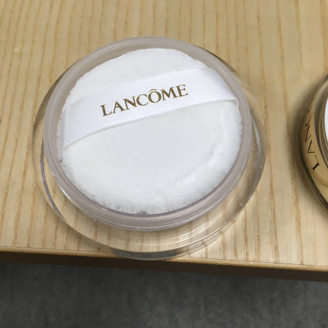 LANCOME(ランコム)のランコム アプソリュ フェイスパウダー コスメ/美容のベースメイク/化粧品(フェイスパウダー)の商品写真