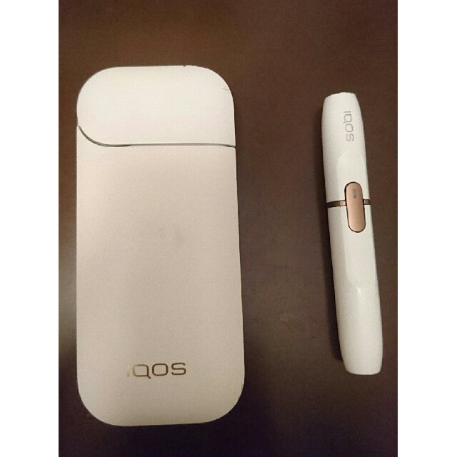 IQOS(アイコス)のIQOS 白 ☆min☆様専用 メンズのファッション小物(タバコグッズ)の商品写真