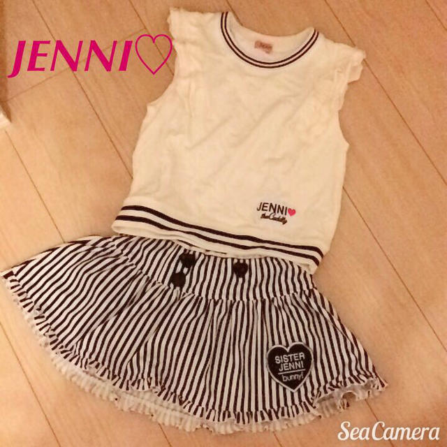 JENNI(ジェニィ)のJENNI☆肩フリルトップス☆美品 キッズ/ベビー/マタニティのキッズ服女の子用(90cm~)(Tシャツ/カットソー)の商品写真