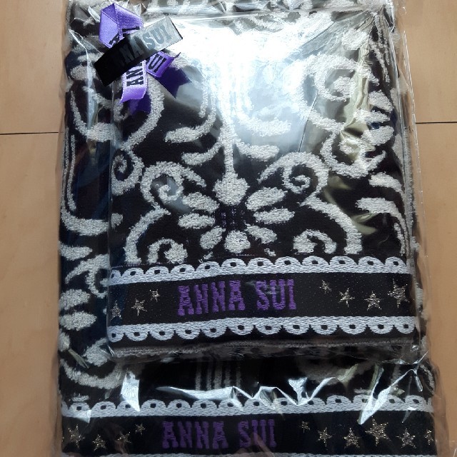 ANNA SUI(アナスイ)のANNA SUIﾊﾞｽﾀｵﾙset インテリア/住まい/日用品の日用品/生活雑貨/旅行(タオル/バス用品)の商品写真