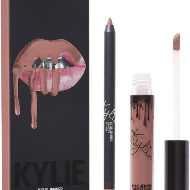 KYLIE「Candy K」MATTE LIP KIT