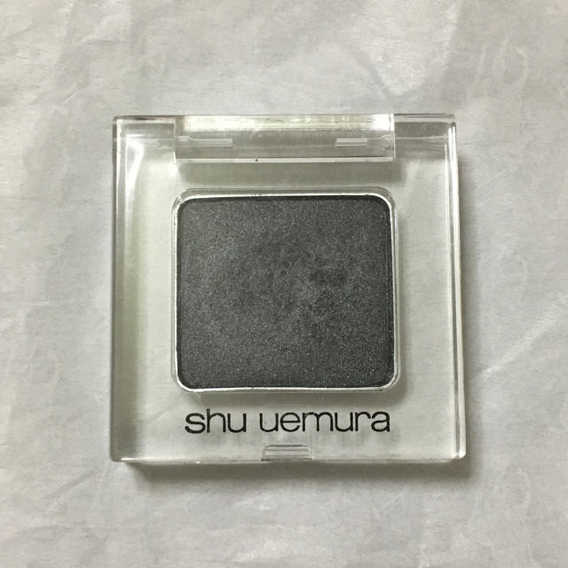 shu uemura(シュウウエムラ)のshu uemura☺︎アイシャドー コスメ/美容のベースメイク/化粧品(アイシャドウ)の商品写真
