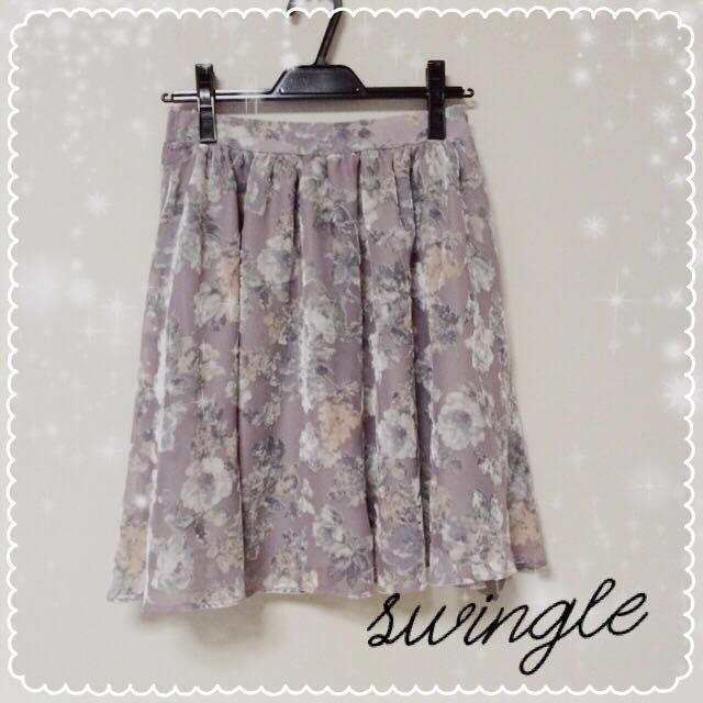 Swingle(スウィングル)の新品☆花柄スカート レディースのスカート(ひざ丈スカート)の商品写真