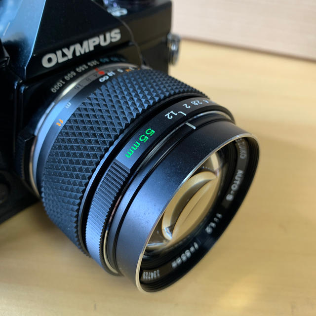 OLYMPUS(オリンパス)のolympus g.zuiko 55mm f1.2 スマホ/家電/カメラのカメラ(レンズ(単焦点))の商品写真