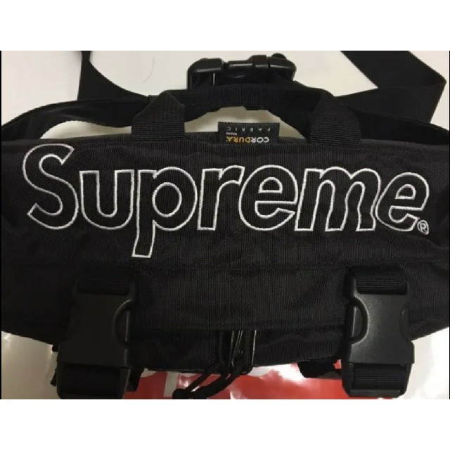 Supreme(シュプリーム)のシュプリーム　ボディバッグ　新作 メンズのバッグ(ボディーバッグ)の商品写真