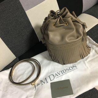 ジェイアンドエムデヴィッドソン(J&M DAVIDSON)の新品☆J&M DAVIDSON☆カーニバル M(ショルダーバッグ)