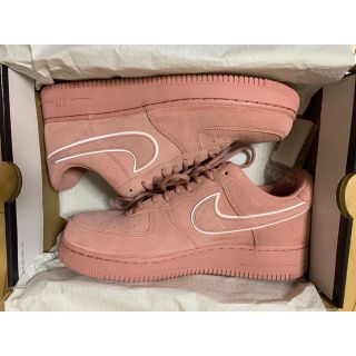 ナイキ(NIKE)のnike air force 1 pink atmos 27.5 黒タグあり(スニーカー)