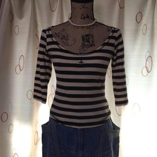 ヴィヴィアンウエストウッド(Vivienne Westwood)のヴィヴィアン ボーダートップス(Tシャツ(長袖/七分))