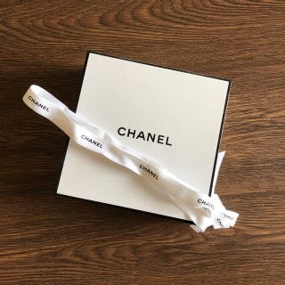 シャネル(CHANEL)の【10月末まで】 CHANEL 箱 リボン(ショップ袋)