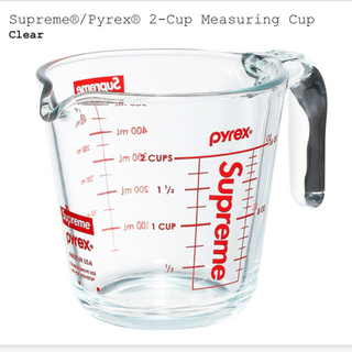 シュプリーム(Supreme)のSupreme®/Pyrex® 2-Cup Measuring Cup(調理道具/製菓道具)