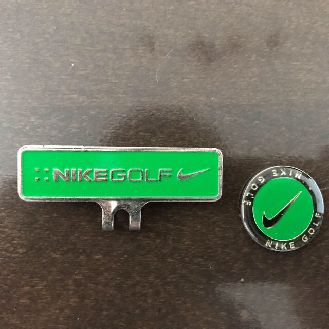 NIKE(ナイキ)の【tetu様専用】ゴルフマーカー NIKE  チケットのスポーツ(ゴルフ)の商品写真