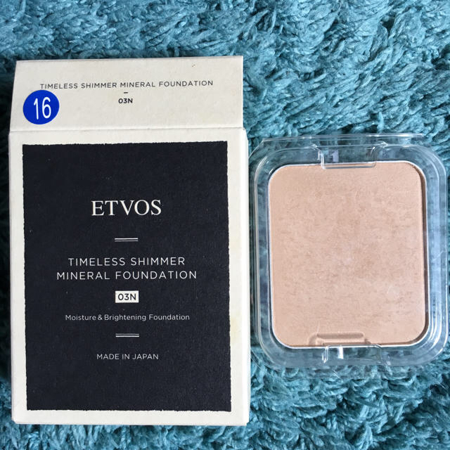 ETVOS(エトヴォス)のエトヴォス ETVOS ミネラルファンデーション タイムレスシマー 03N コスメ/美容のベースメイク/化粧品(ファンデーション)の商品写真