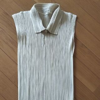 プリーツプリーズイッセイミヤケ(PLEATS PLEASE ISSEY MIYAKE)のイッセイプリーツプリーツノースリーブトップス(その他)