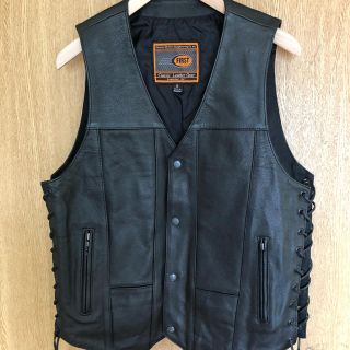 ハーレーダビッドソン(Harley Davidson)の展示品ファーストクラッシック☆レザーベストアメリカサイズM(装備/装具)